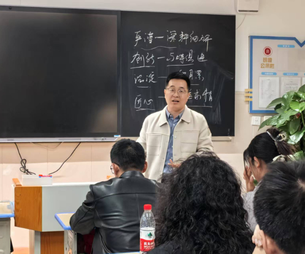 清明放假 (2).jpg